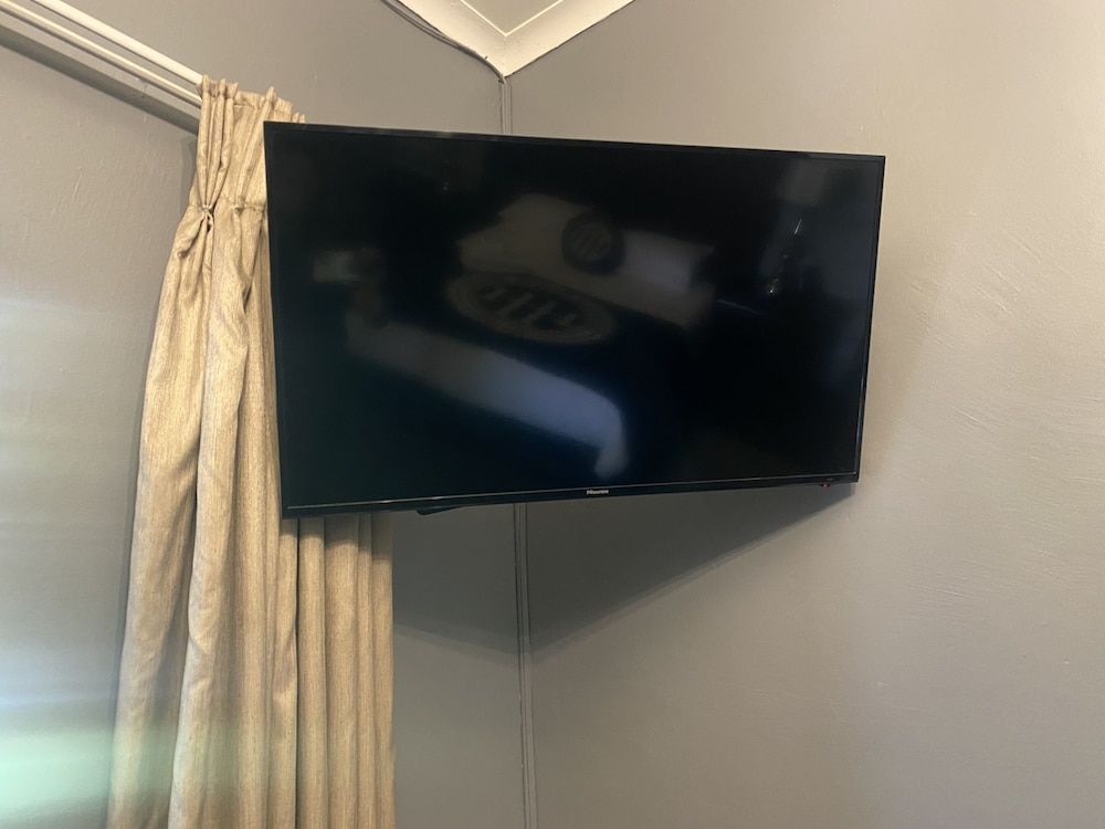 The Halfway House Hotel Standard Room 2