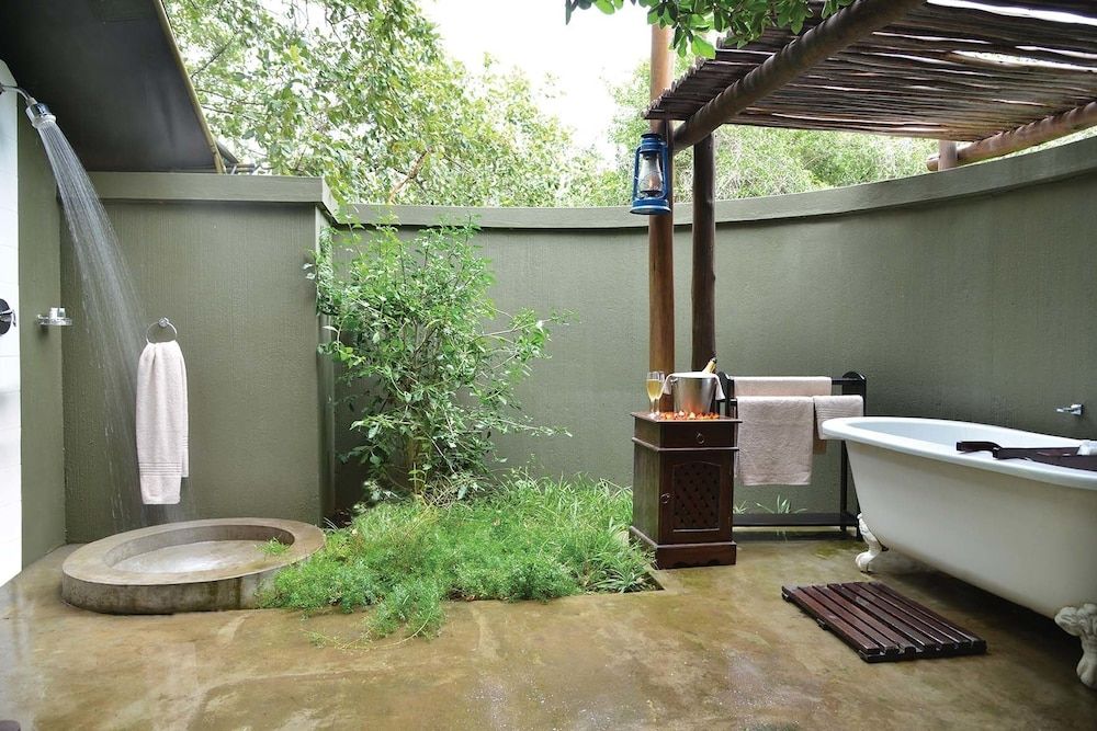 Falaza Game Lodge Luxury tented Accommodation twin 13