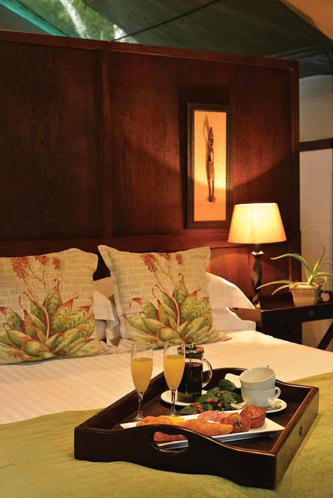 Falaza Game Lodge Luxury tented Accommodation twin 6