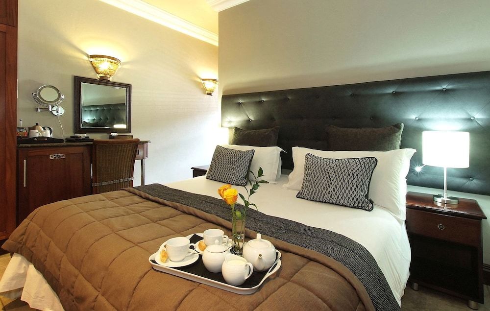 uShaka Manor Guest House Deluxe Suite 2