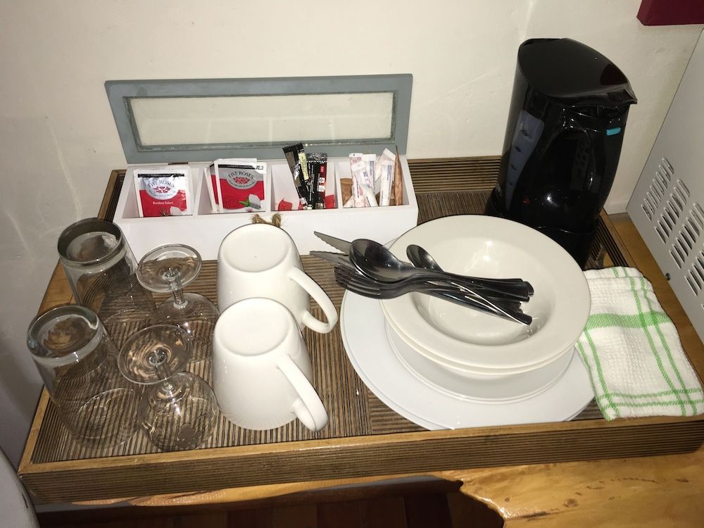 The Birdhouse Luxury King Room Upperdeck 10