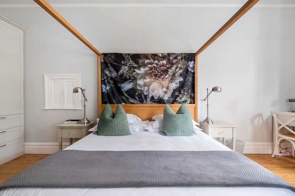 Honeymoon Studio, 1 King Bed