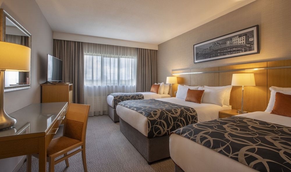 undefined Clayton Hotel Liffey Valley 4