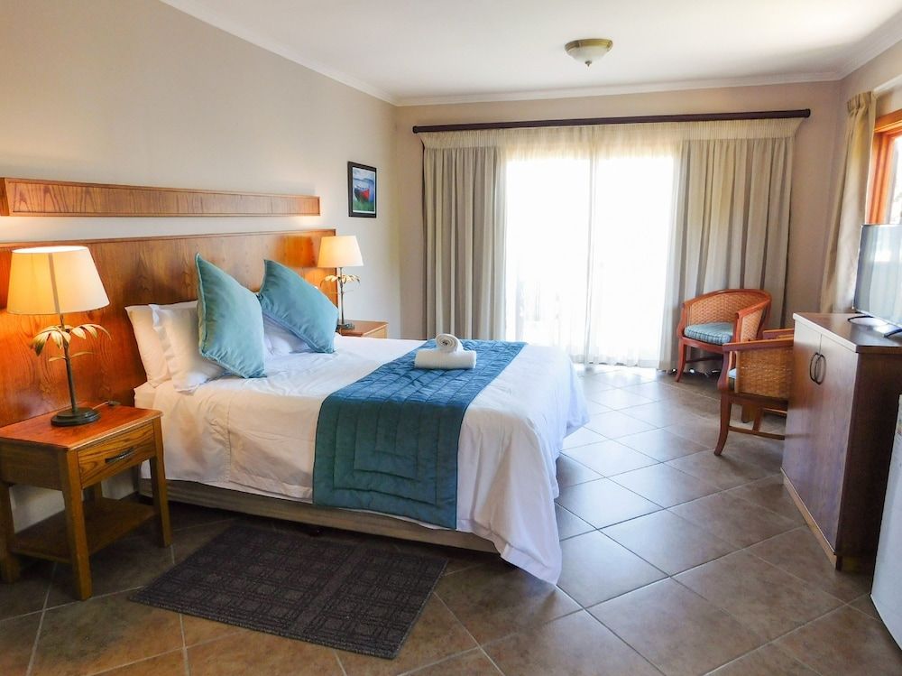 Sugar Beach Resort Queen Unit 2