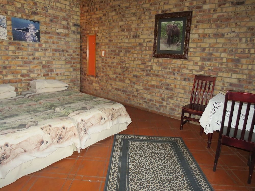 Serenity Du Bois Lodge Elephant Room 2