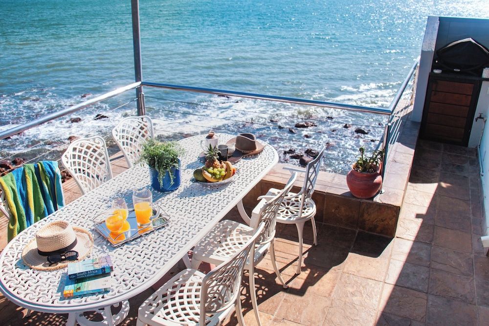 undefined 185 on Beach Boutique Suites and Apartments 2