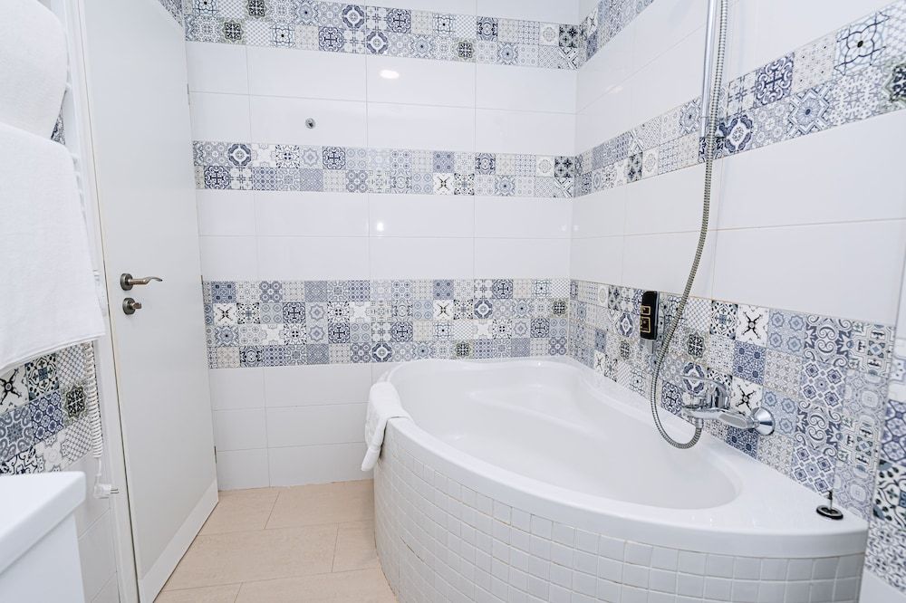 Hotel Union Standard Double or Twin Room 11