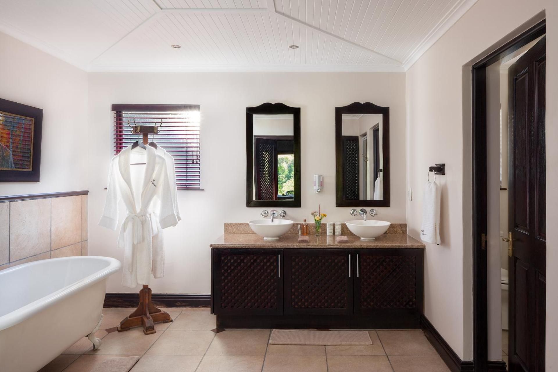 Wildehondekloof Deluxe Double or Twin Room with Mountain View 3