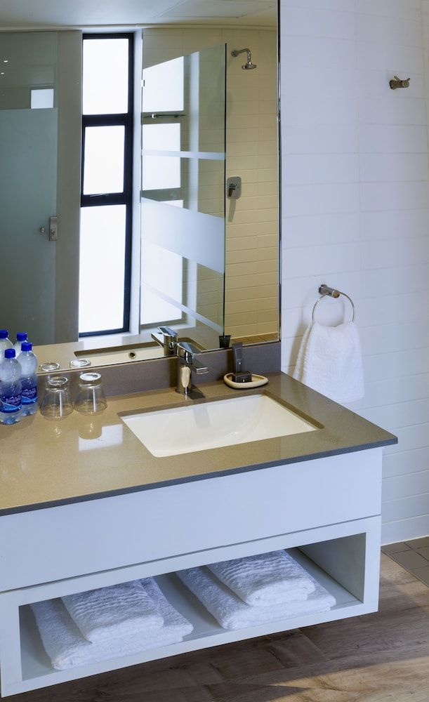 Royal St. Andrews Hotel, Conference Centre & Spa Luxury Double or Twin Room, Ensuite, Garden View 15