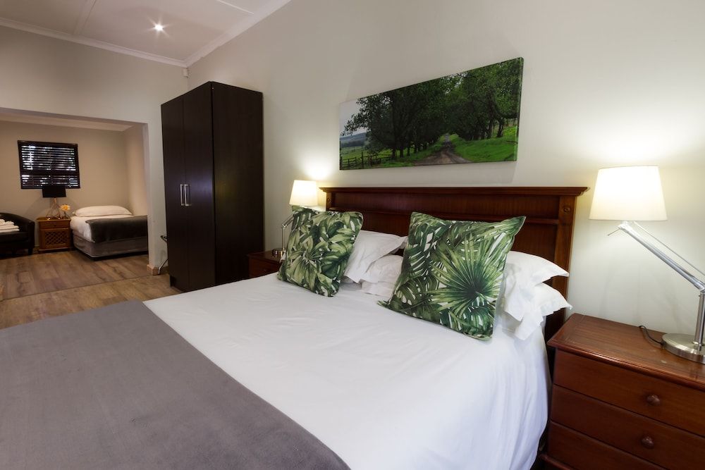 The Pecan Tree Peace Rooms