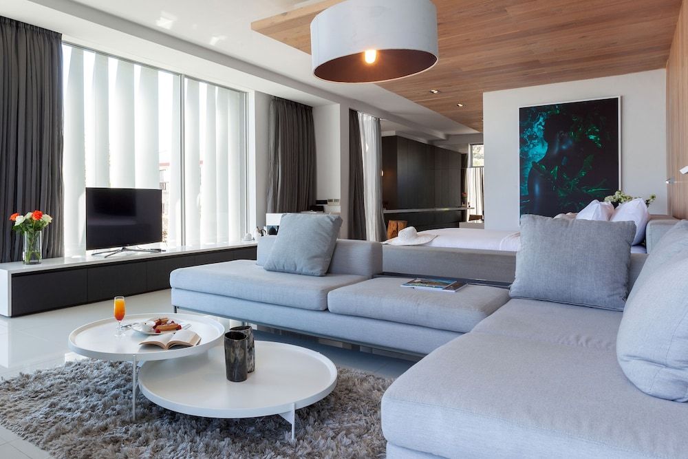 undefined POD Camps Bay