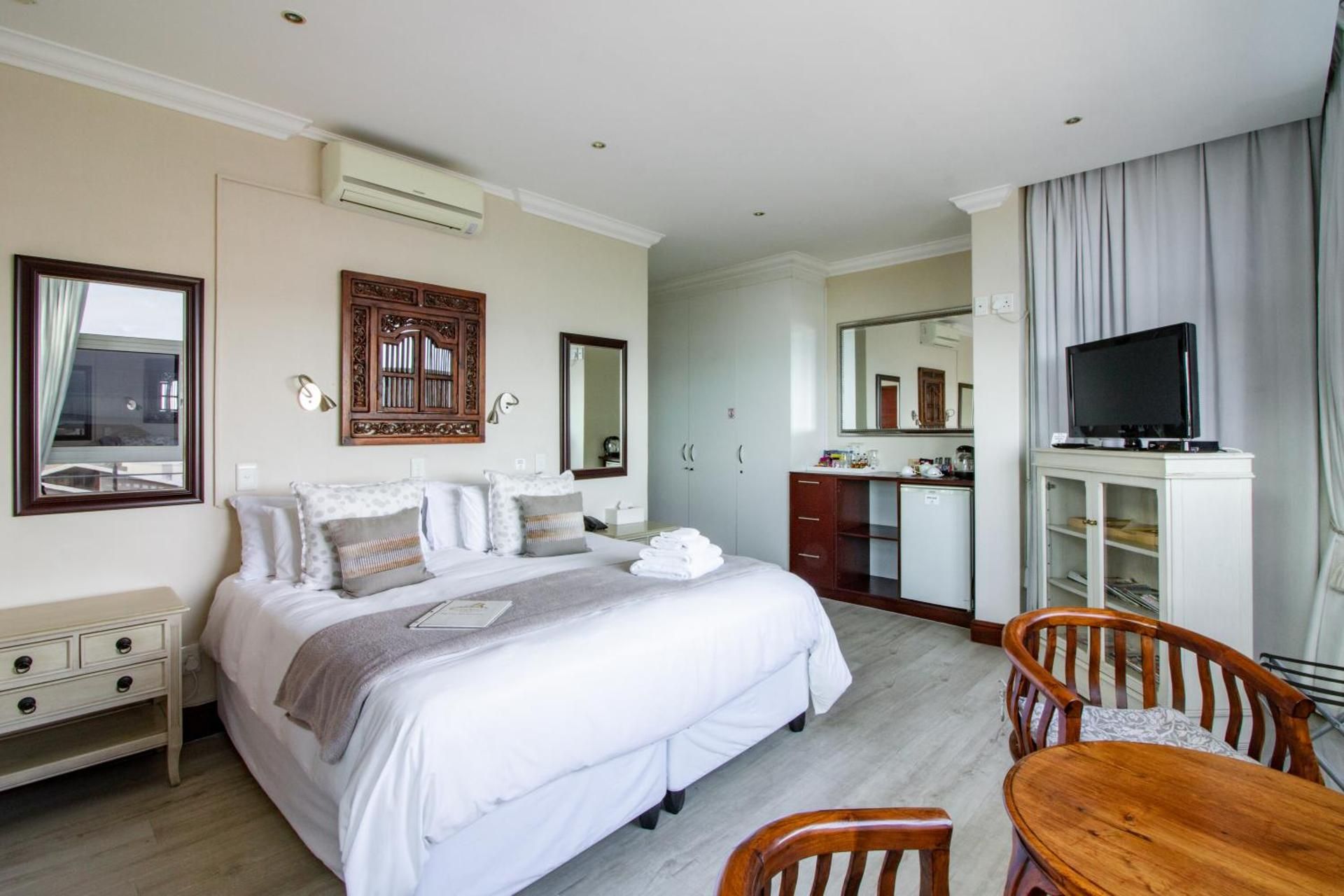 Deluxe Double Room with Sea View - Upper Level