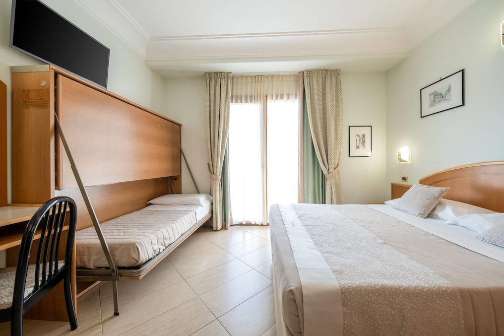undefined Gardenia Sorrento Coast, Ascend Hotel Collection 10