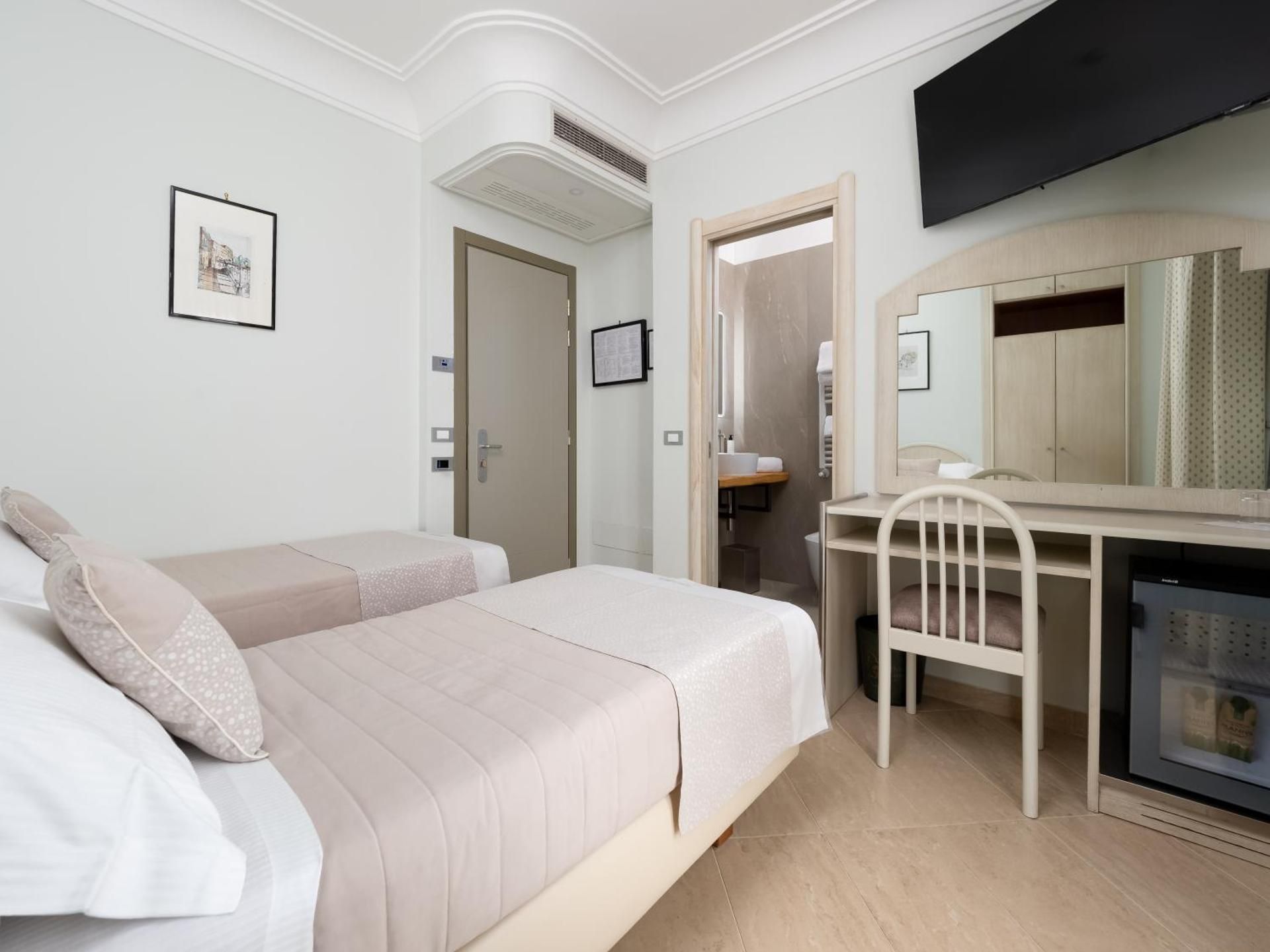 Classic Double Room