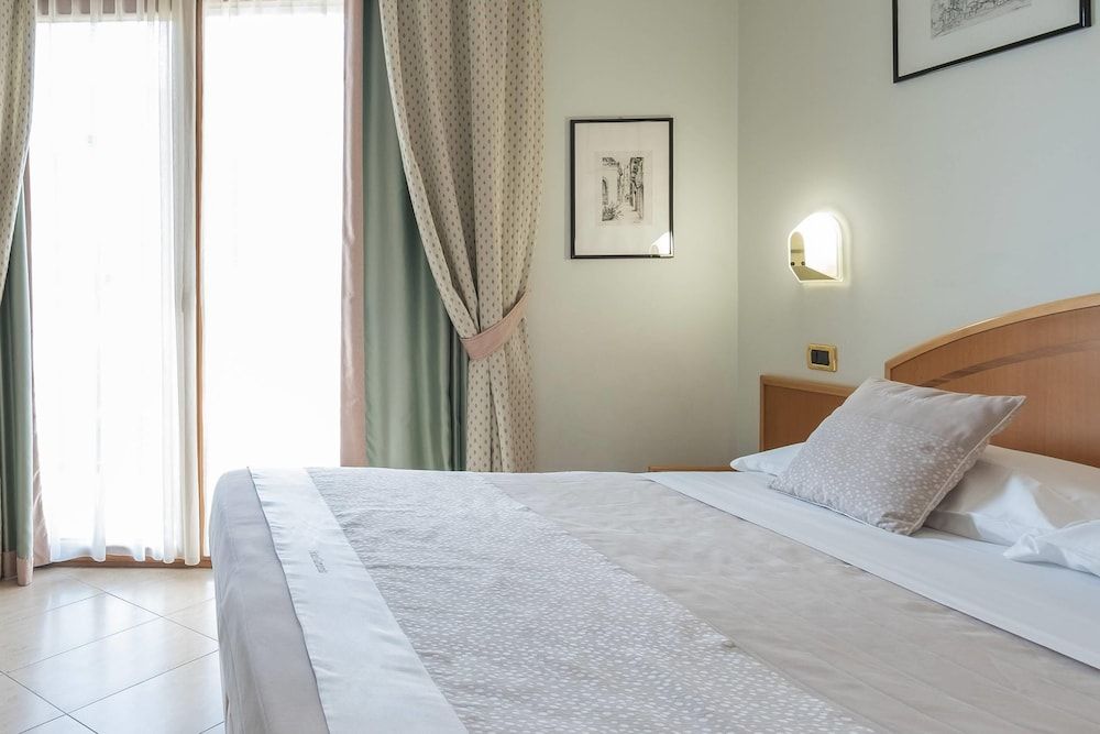 undefined Gardenia Sorrento Coast, Ascend Hotel Collection 2