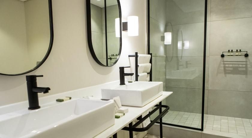 Victoria and Alfred Hotel by NEWMARK Loft 10