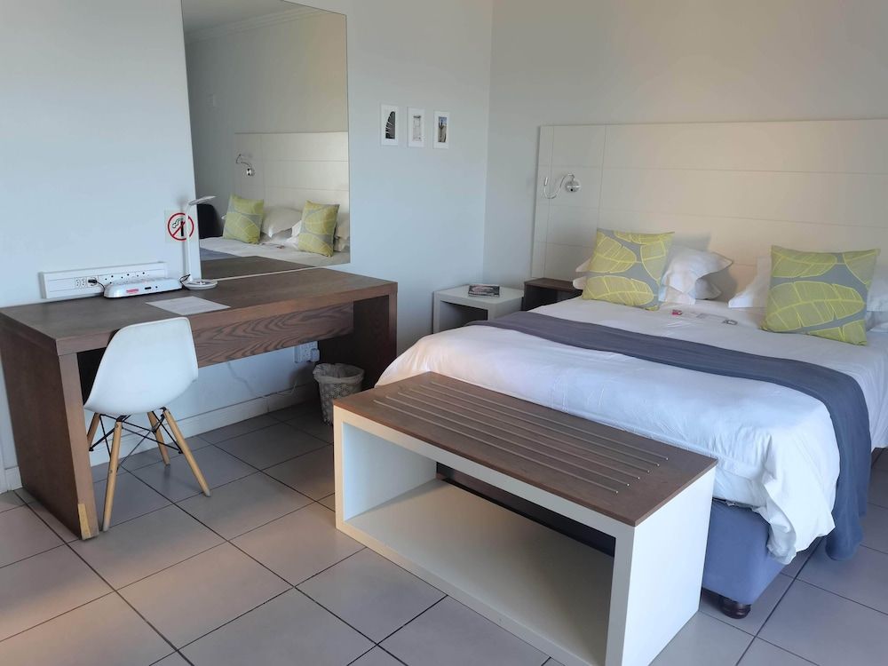 The Paralian Sea Facing Luxury Rooms 6