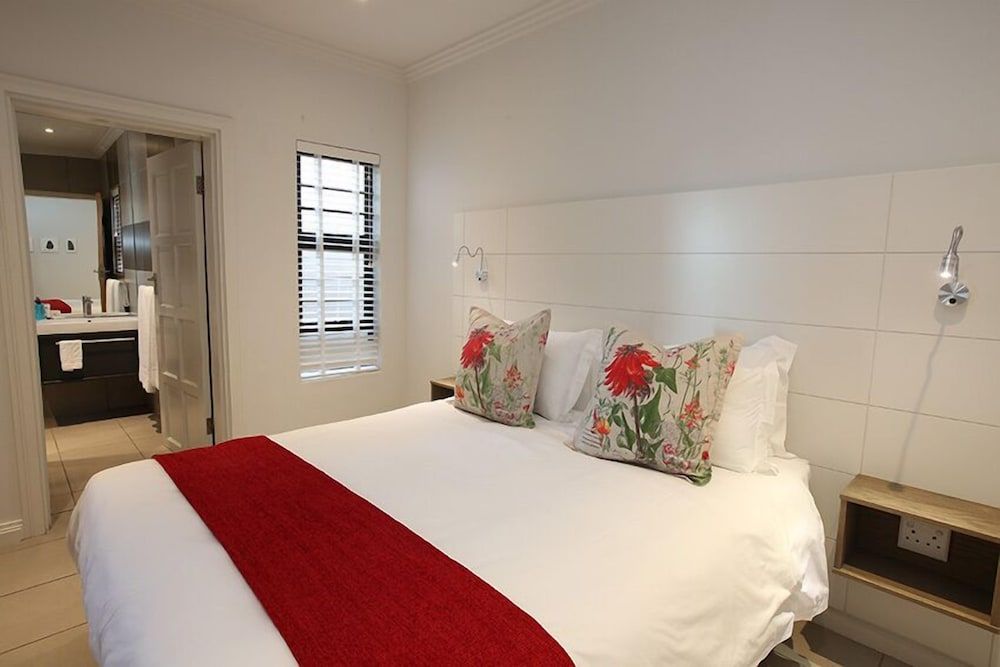 The Paralian Standard Room