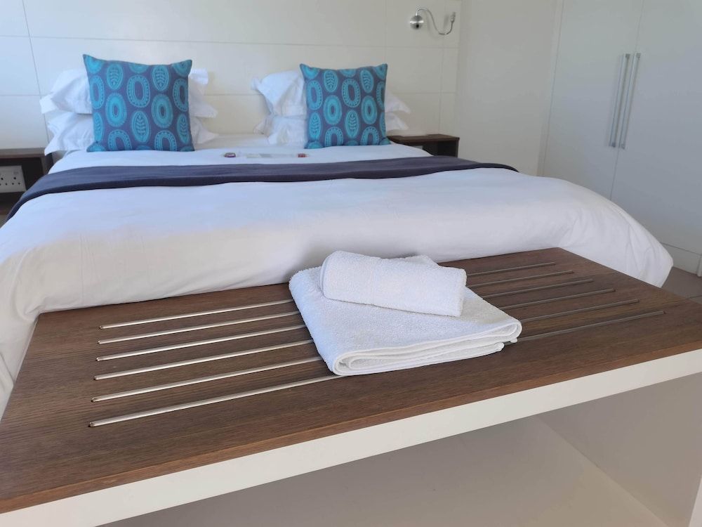 The Paralian Sea Facing Luxury Rooms 7