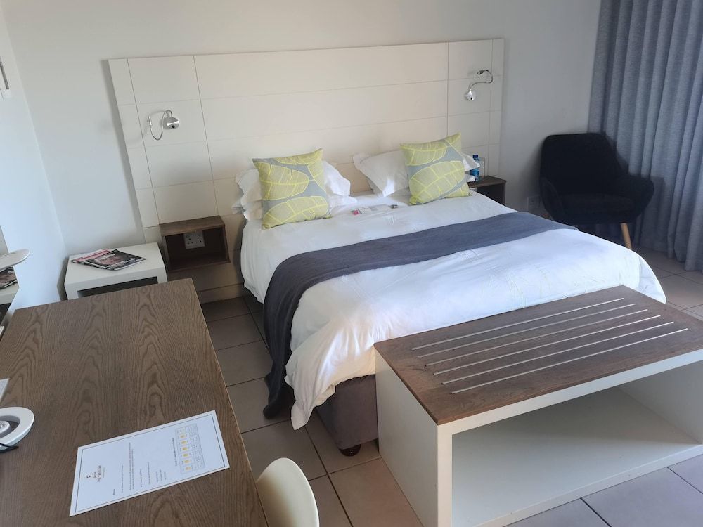 The Paralian Sea Facing Luxury Rooms 4