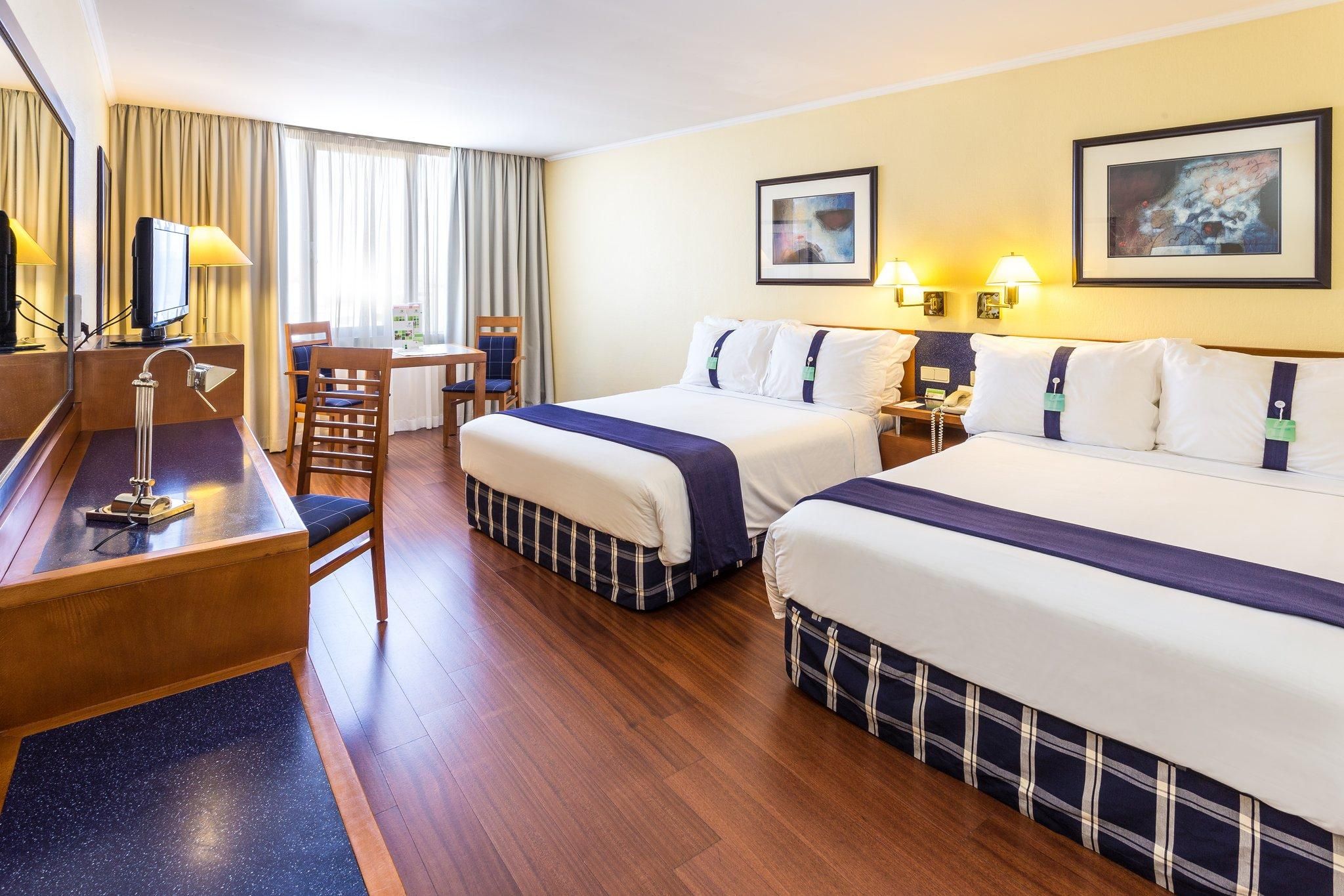 2 Double Beds Standard Smoking