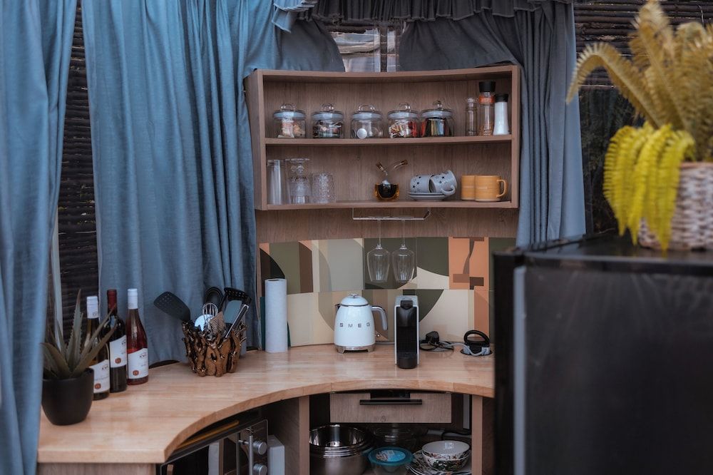 Thunzi Bush Lodge Honeymoon Tent 8