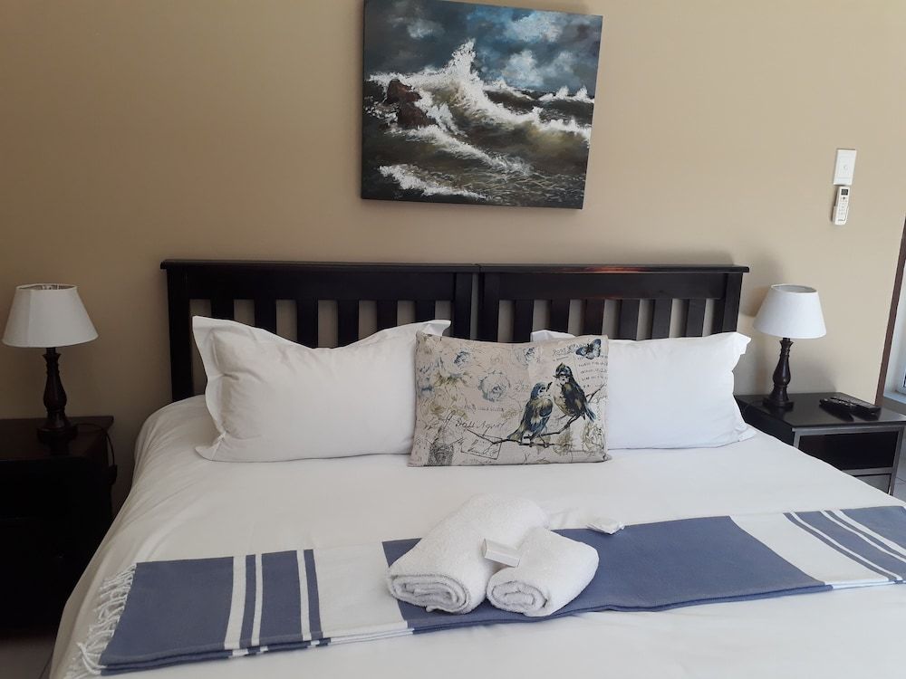 Absolute Cornwall King Bedroom 2