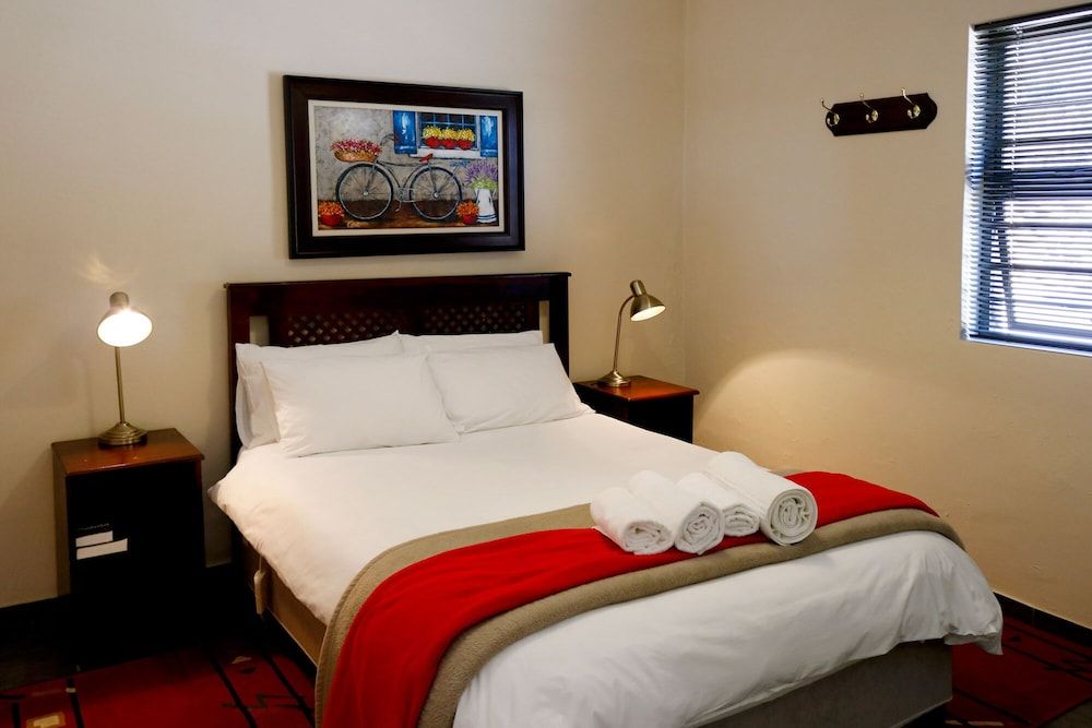 A Little Guesthouse Family Room 2