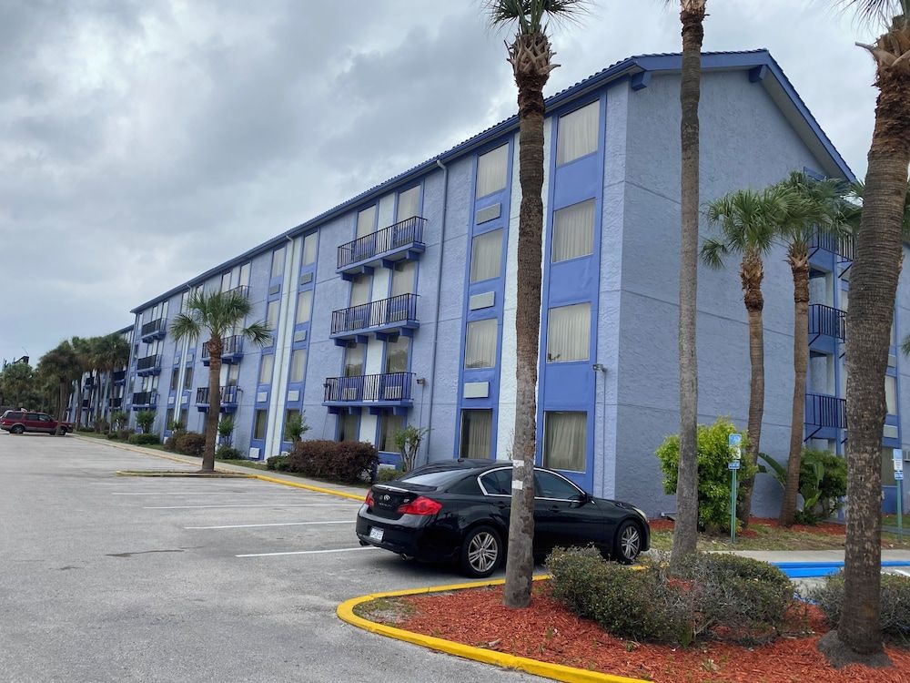 undefined Monumental Movieland Hotel Orlando 3