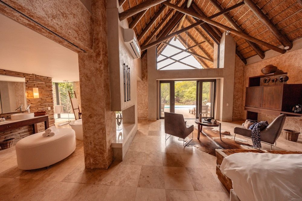 Kapama Southern Camp Luxury Villa, Private Pool 2