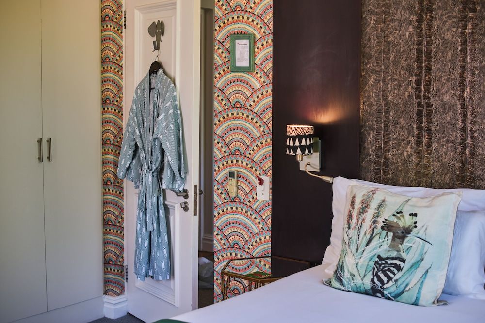 Derwent House Standard Double Room, Terrace 4