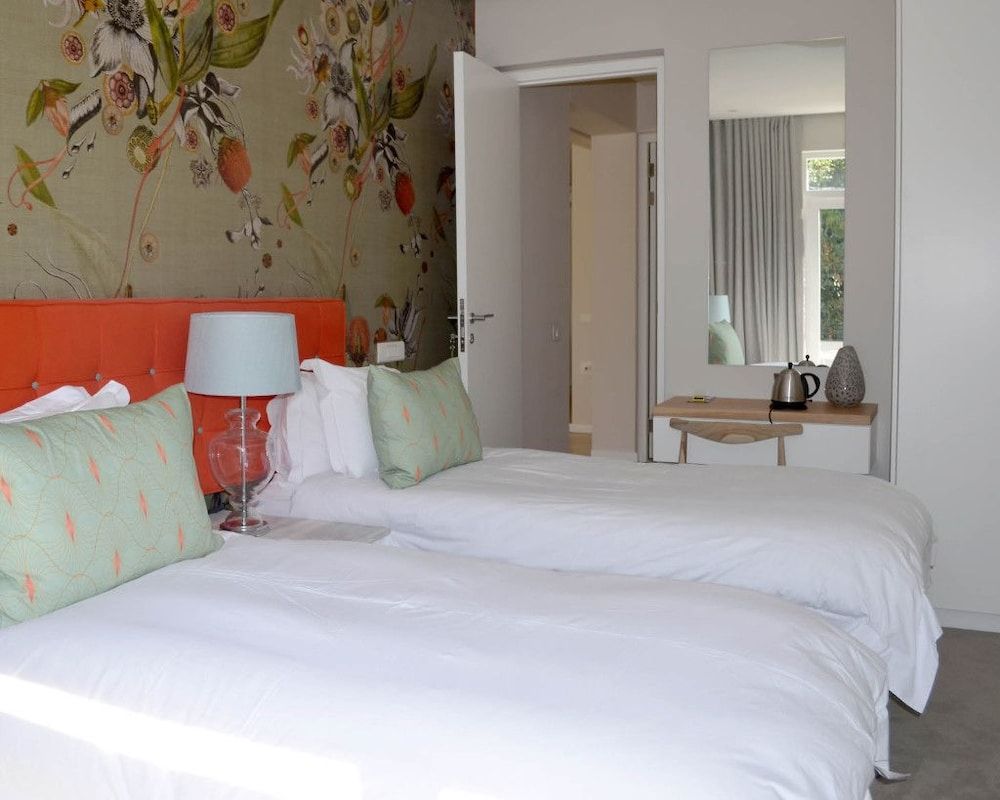 Thirty on Grace Deluxe Double or Twin Room, Connecting Rooms, Garden Area (Room #1) 3