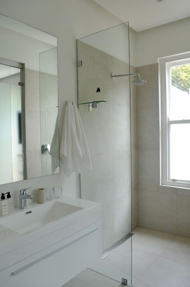 Thirty on Grace Deluxe Double or Twin Room, Connecting Rooms, Garden Area (Room #1) 11
