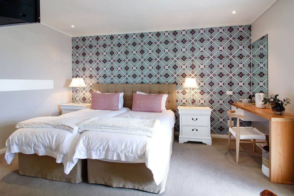 undefined Thirty on Grace 4