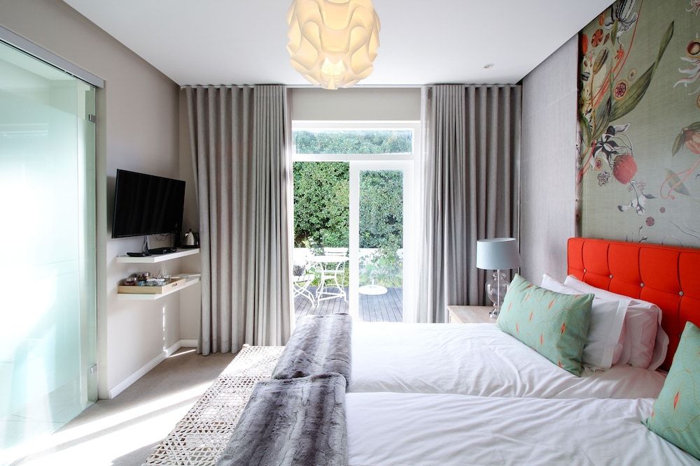 Thirty on Grace Deluxe Double or Twin Room, Connecting Rooms, Garden Area (Room #1) 5