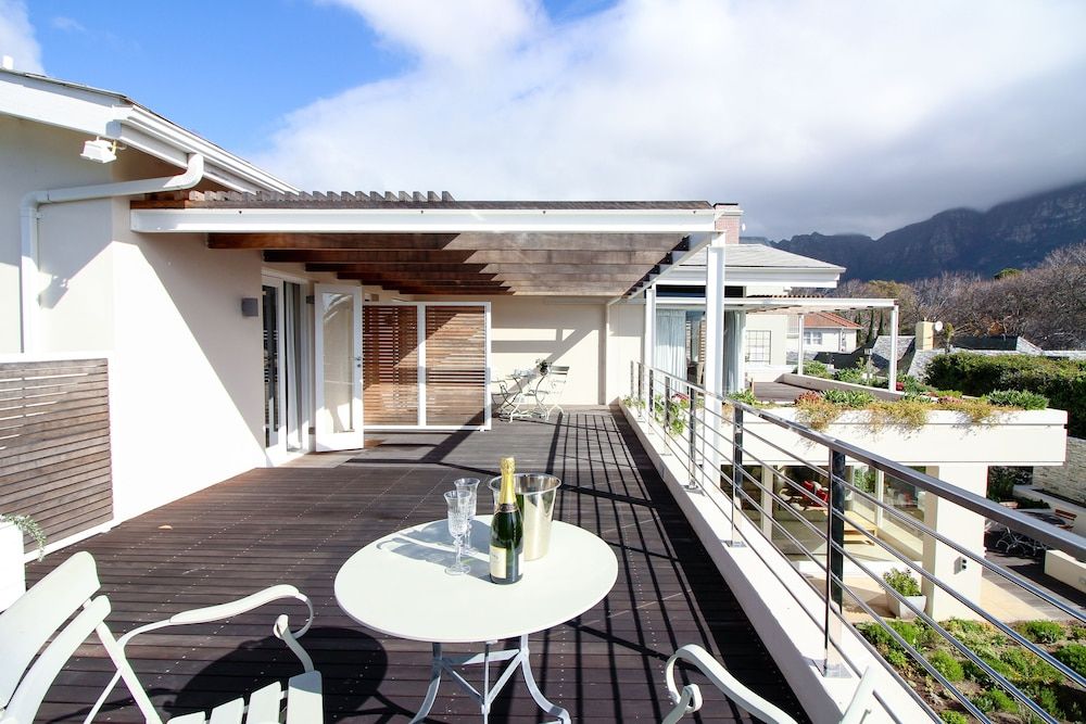 undefined Thirty on Grace 9