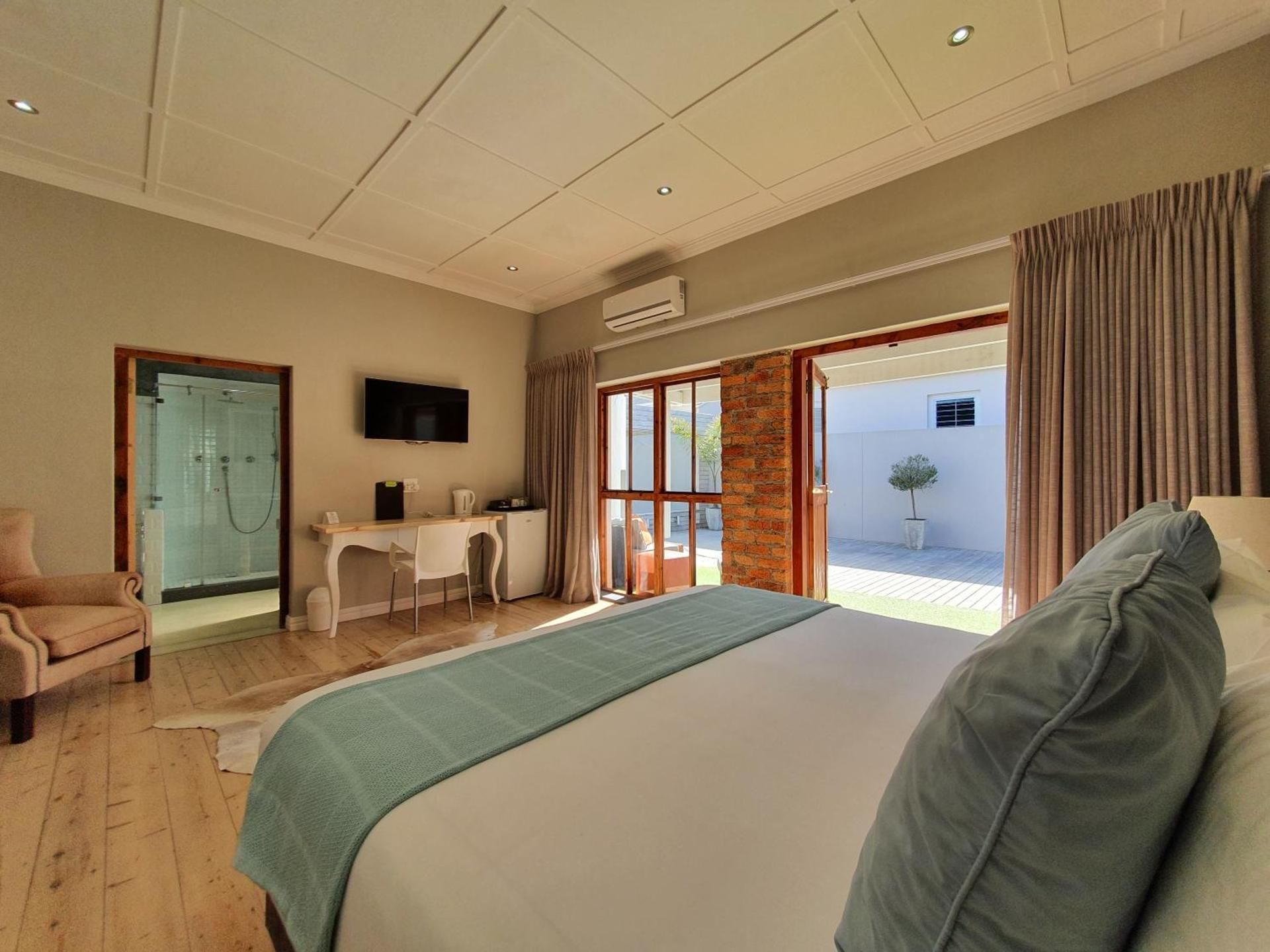 Two Fat Owls Guesthouse Superior Double or Twin Room