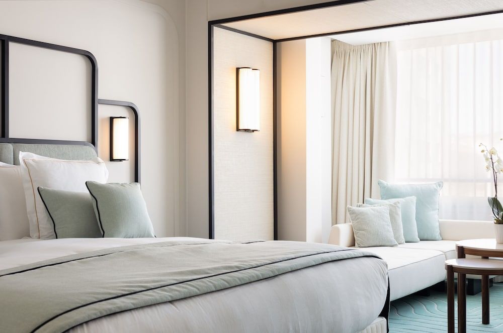 Mondrian Cannes Junior Suite, City View