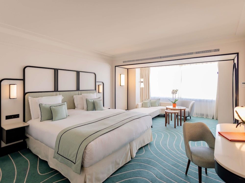 Mondrian Cannes Junior Suite, City View 2