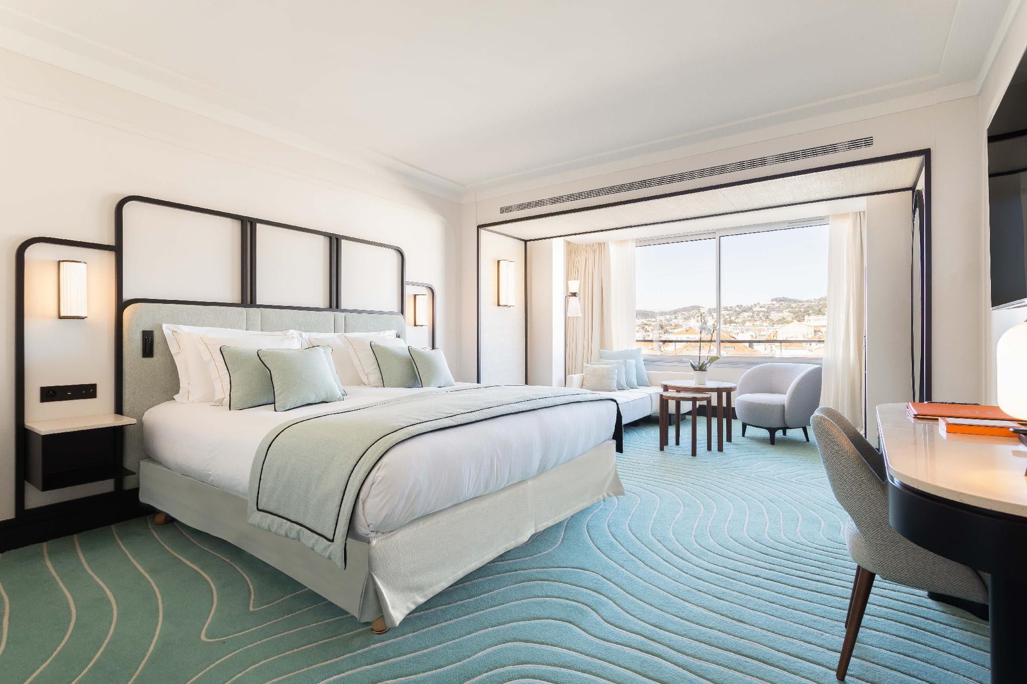 Deluxe Junior Suite, City View