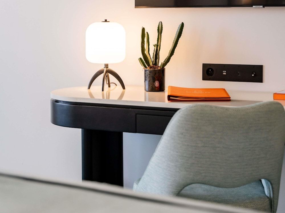 Mondrian Cannes Junior Suite, City View 13