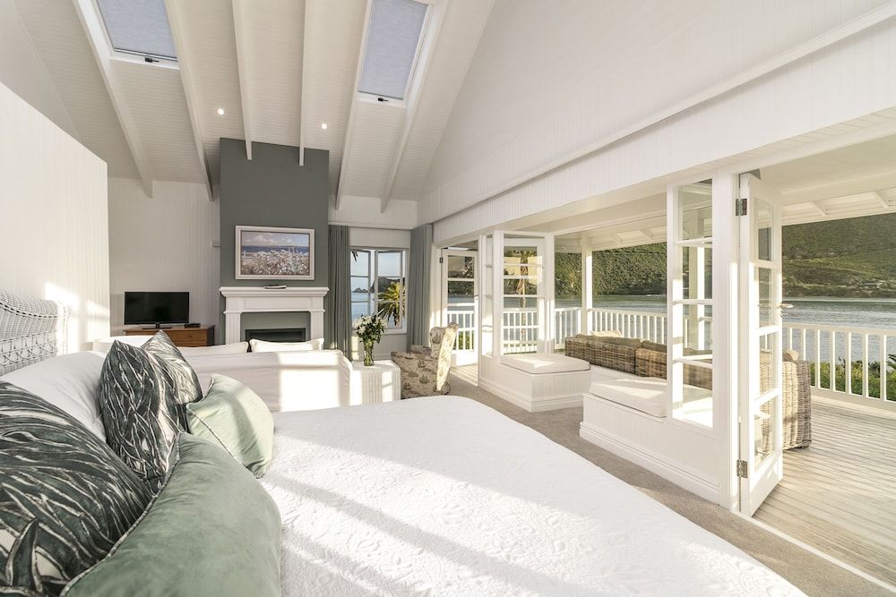 undefined The Knysna Belle 4