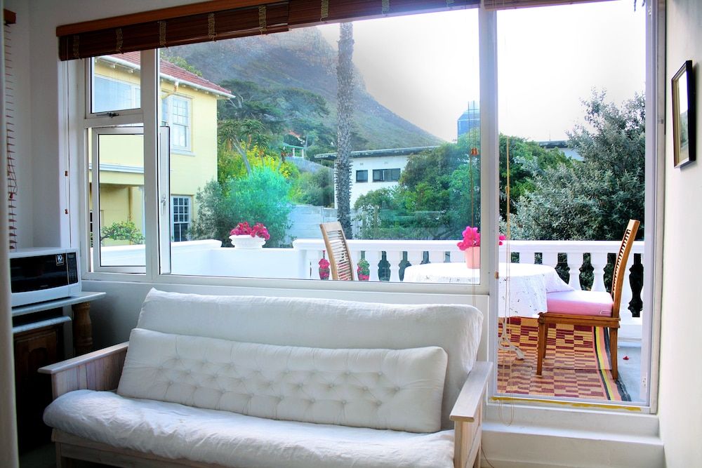 Bella Ev Guest House Large Room with Adjoining Room 6