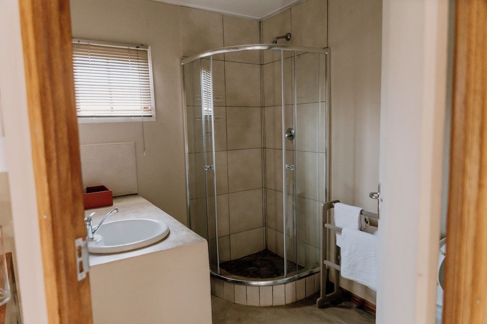 Chandelier Game Lodge Klein Karoo 2 3