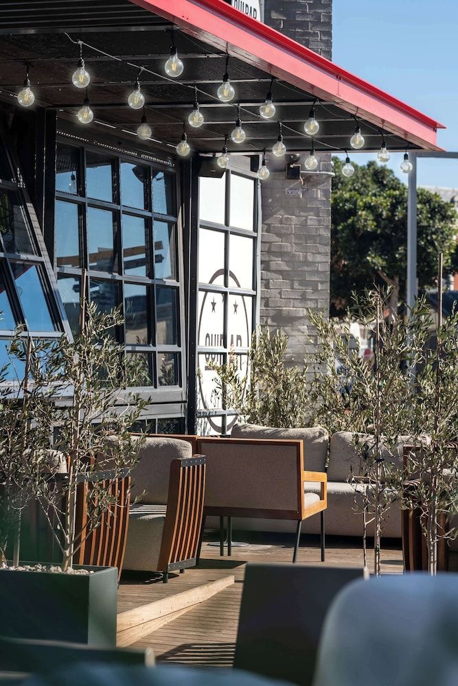 undefined Radisson RED V&A Waterfront, Cape Town 7