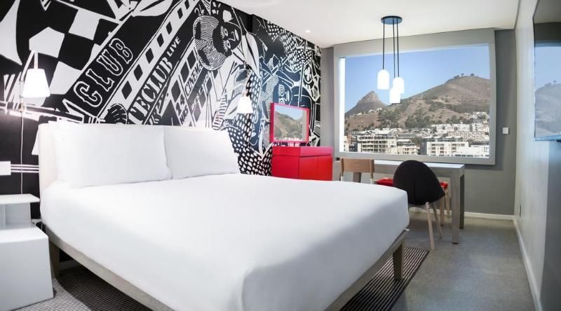Radisson RED V&A Waterfront, Cape Town Standard Room 8