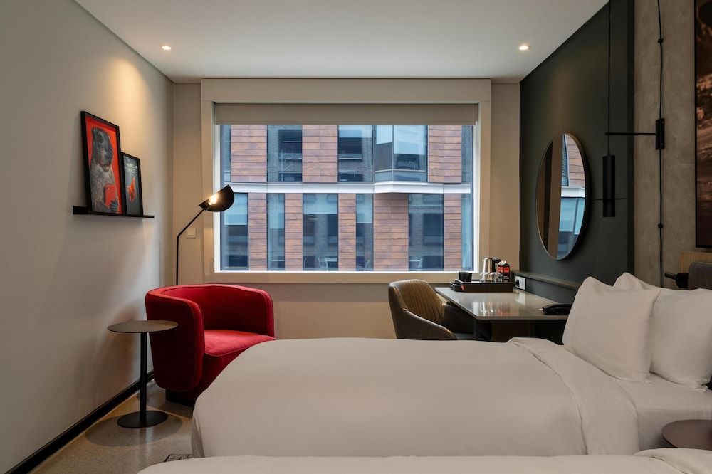 Radisson RED V&A Waterfront, Cape Town Standard Room 17