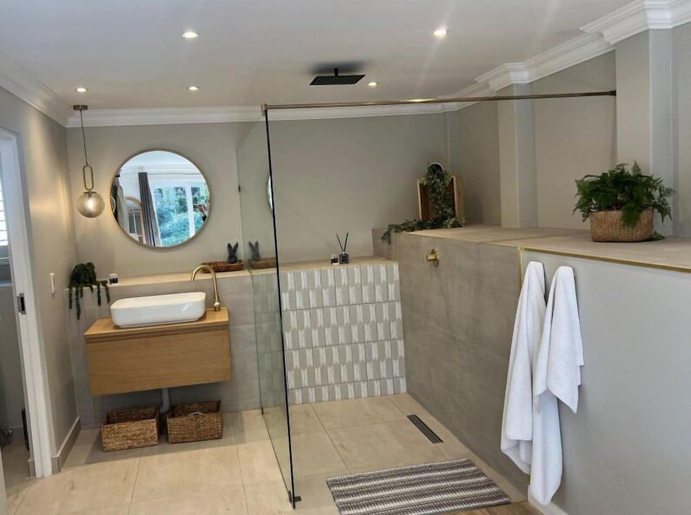 Wesley Boutique Hotel & Spa Standard Double Room 3