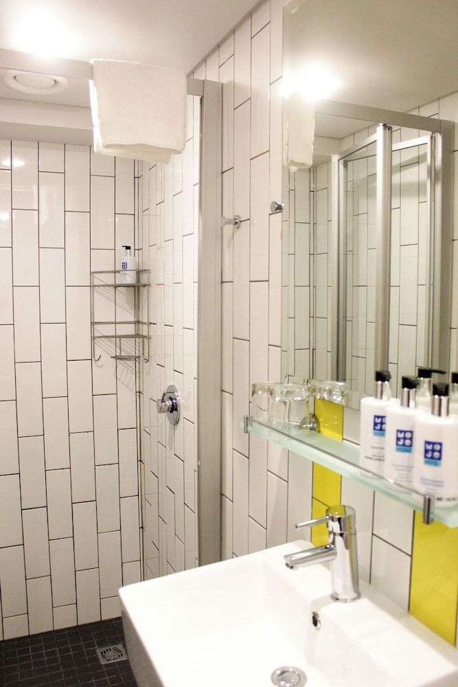 Mojo Hotel Interior Double Room 6