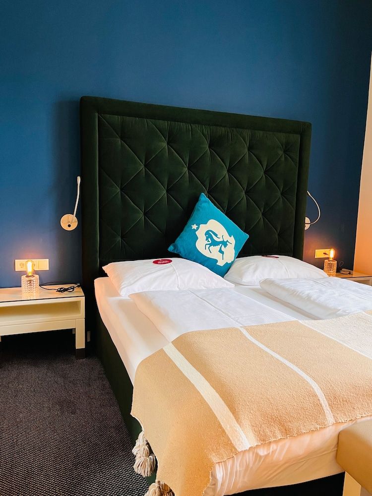 undefined Villa Carlton - Adults Only 8